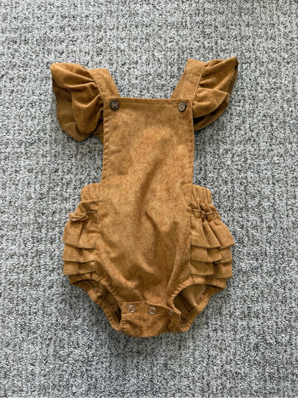 Ruffle Flutter Shoulder Baby Romper in Rust